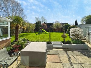 Photo 29- click for photo gallery